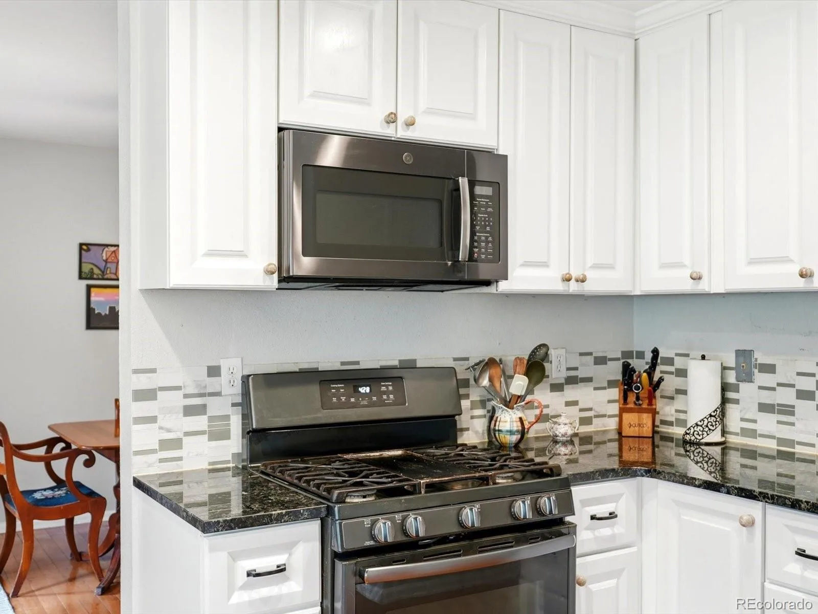 7 Periwinkle Littleton CO 80127 | MLS #REC2285893 08012026020441 1600 11