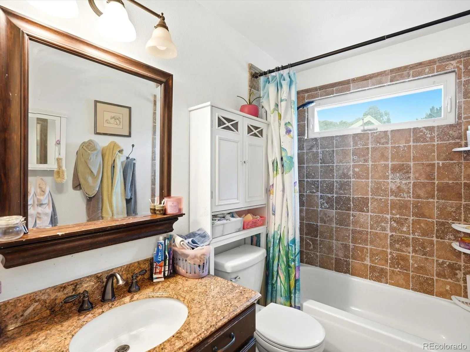 7 Periwinkle Littleton CO 80127 | MLS #REC2285893 08012026020441 1600 21