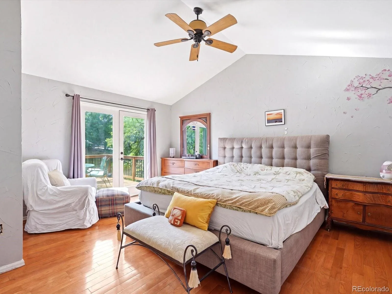 7 Periwinkle Littleton CO 80127 | MLS #REC2285893 08012026020441 1600 22