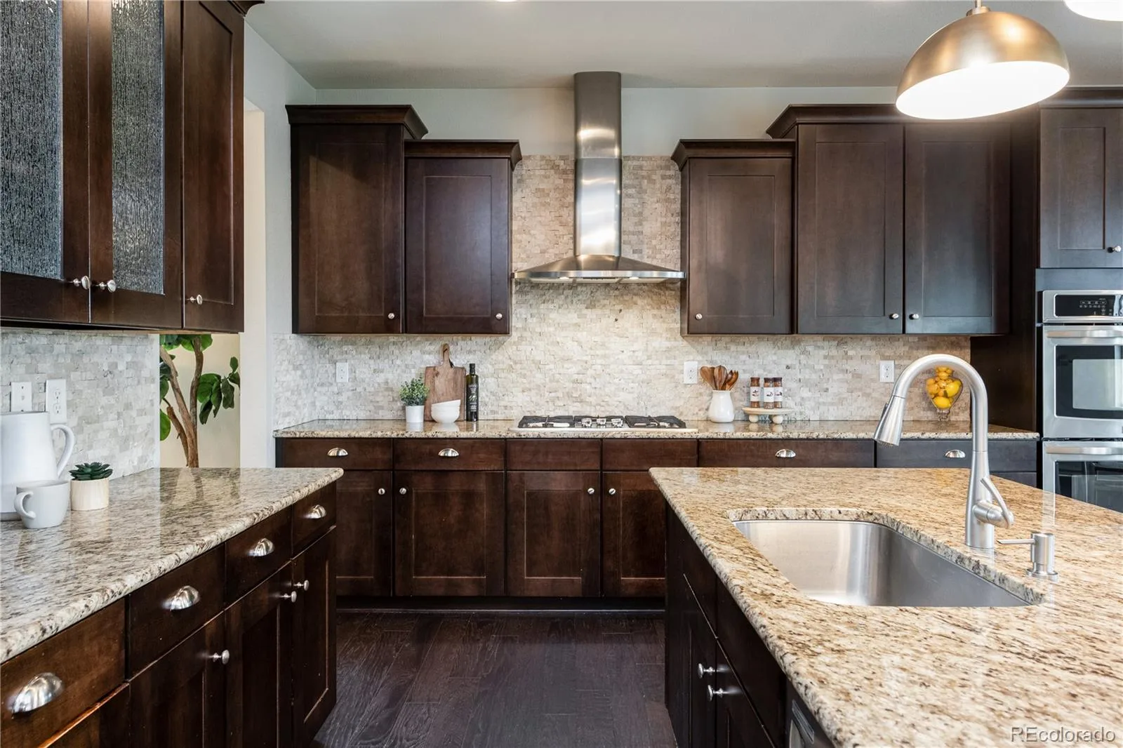 6888 S Riverwood Way Aurora CO 80016 MLS #REC2286192 06102026032544 1600 14