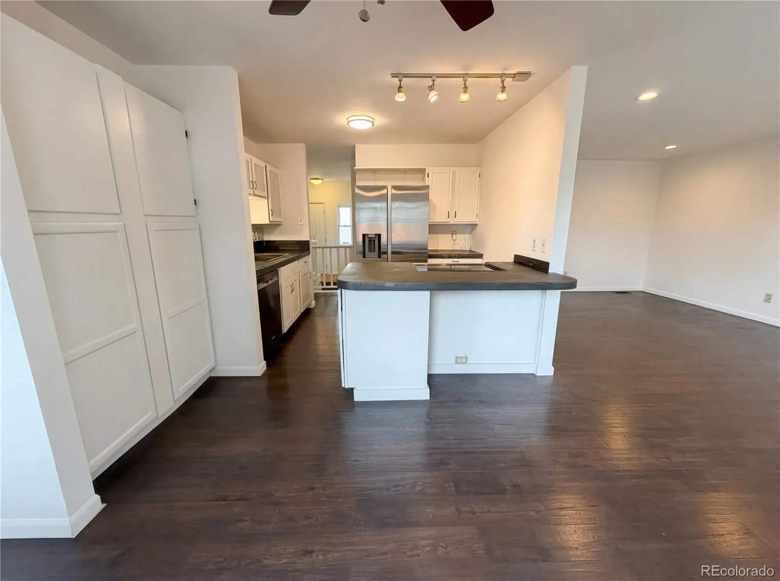 03272026221015 1600 21