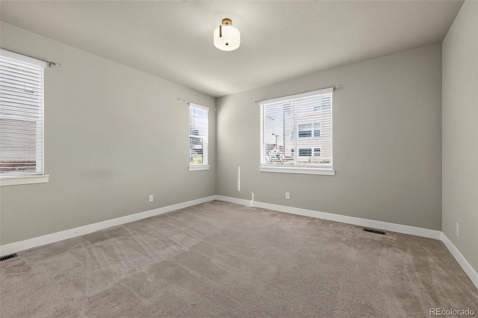 25586 E Alder Drive Aurora CO 80016 MLS #REC2290784 07012026171617 1600 25