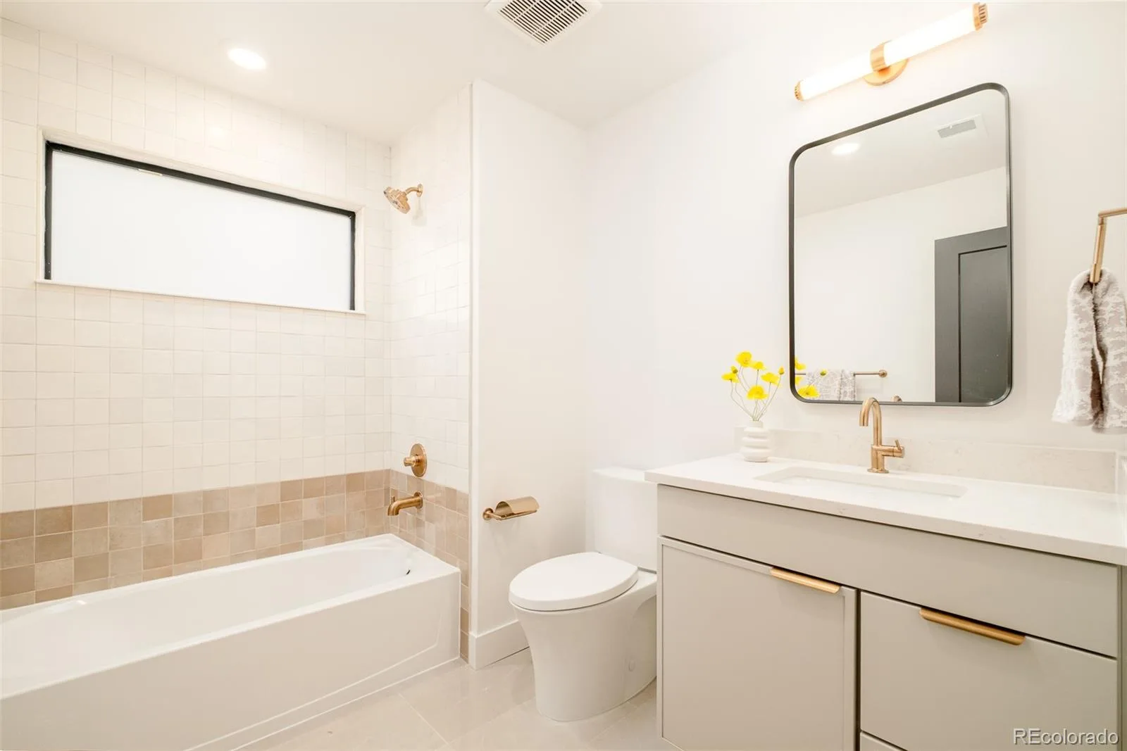 2419 S Lafayette Street Denver CO 80210 | MLS #REC2291023 08312026153832 1600 24