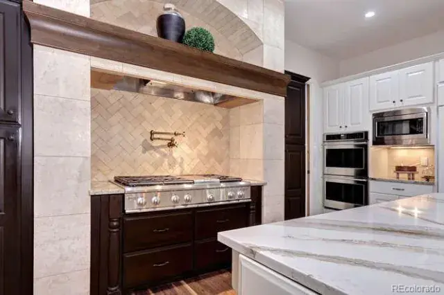 11042025020555 640 18