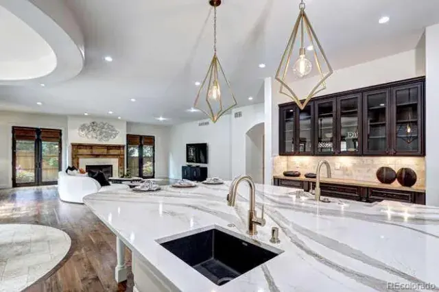 11042025020555 640 20