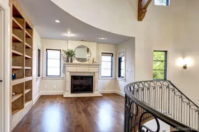 11042025020555 640 24