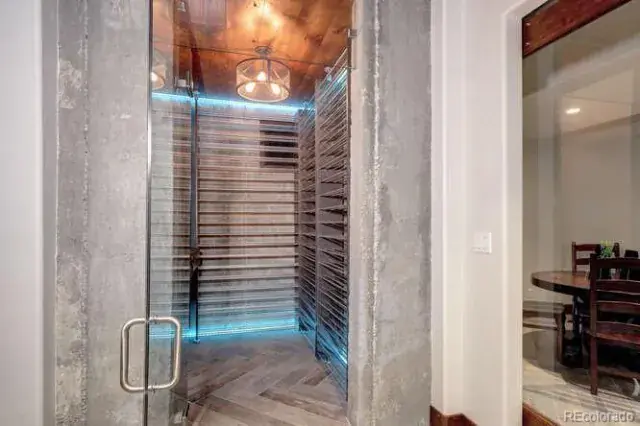 11042025020555 640 41