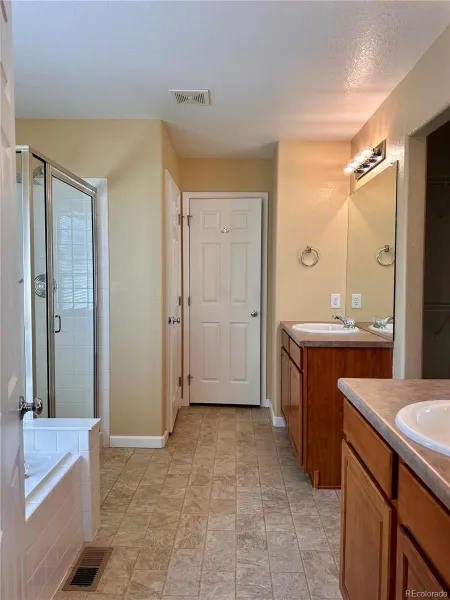 22843 E Briarwood Place Aurora CO 80016 | MLS #REC2294248 05182026190628 800 10
