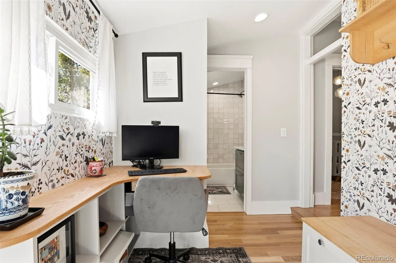 04152026172315 1600 25