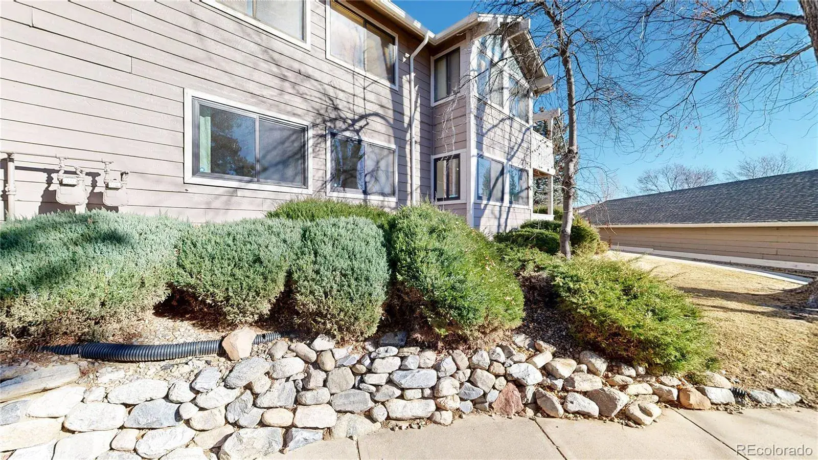 4320 S Andes Way #102 Aurora CO 80015 MLS #REC2295199 01172026212359 1600 23