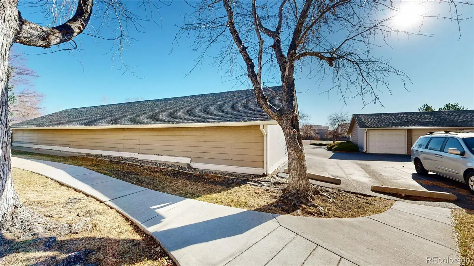 4320 S Andes Way #102 Aurora CO 80015 MLS #REC2295199 01172026212359 1600 24