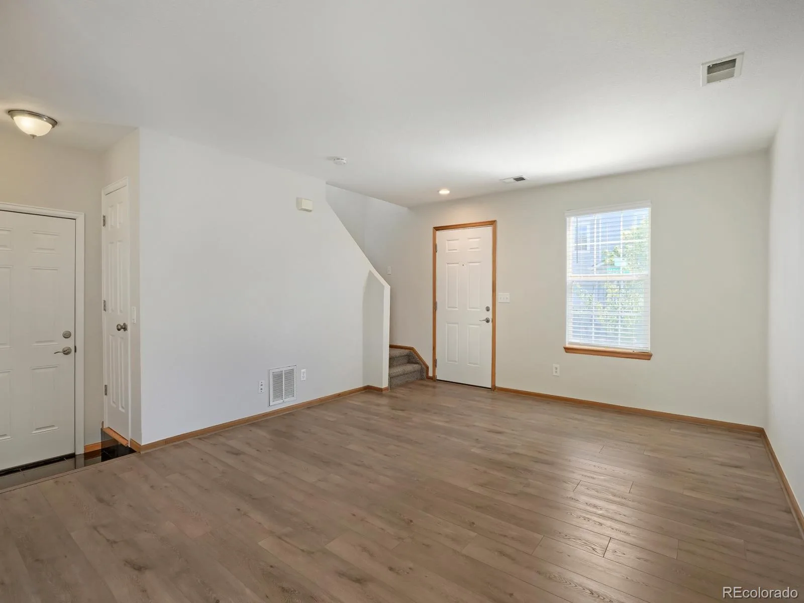 8865 Meade Court Westminster CO 80031 | MLS #REC2296409 08232026160617 1600 6