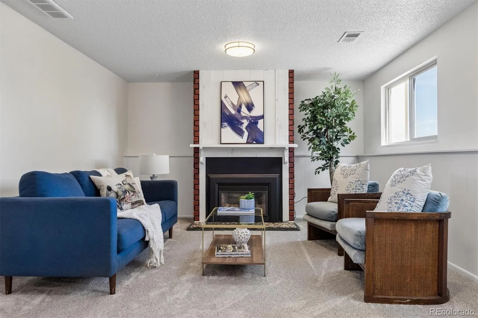 04162026015240 1600 12