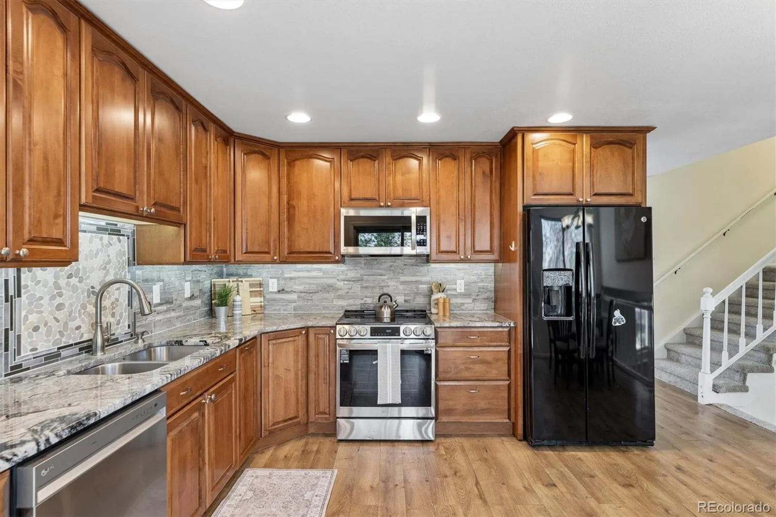 04162026015240 1600 6