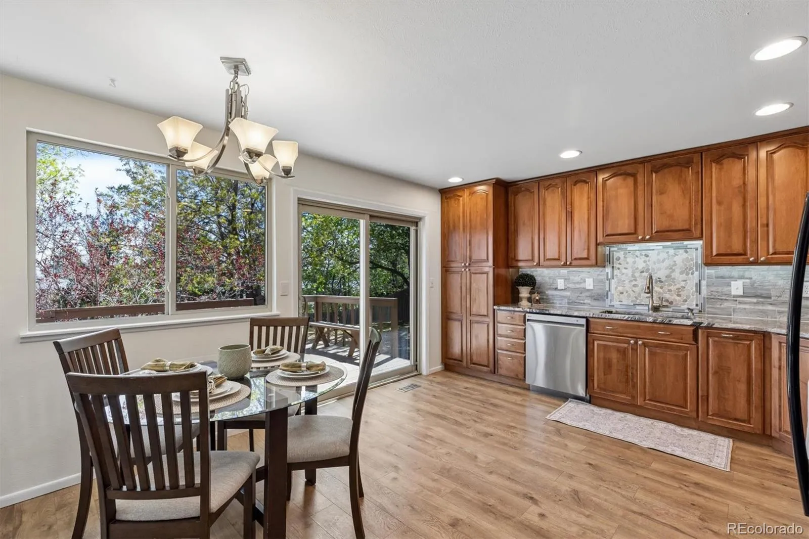 04162026015240 1600 8