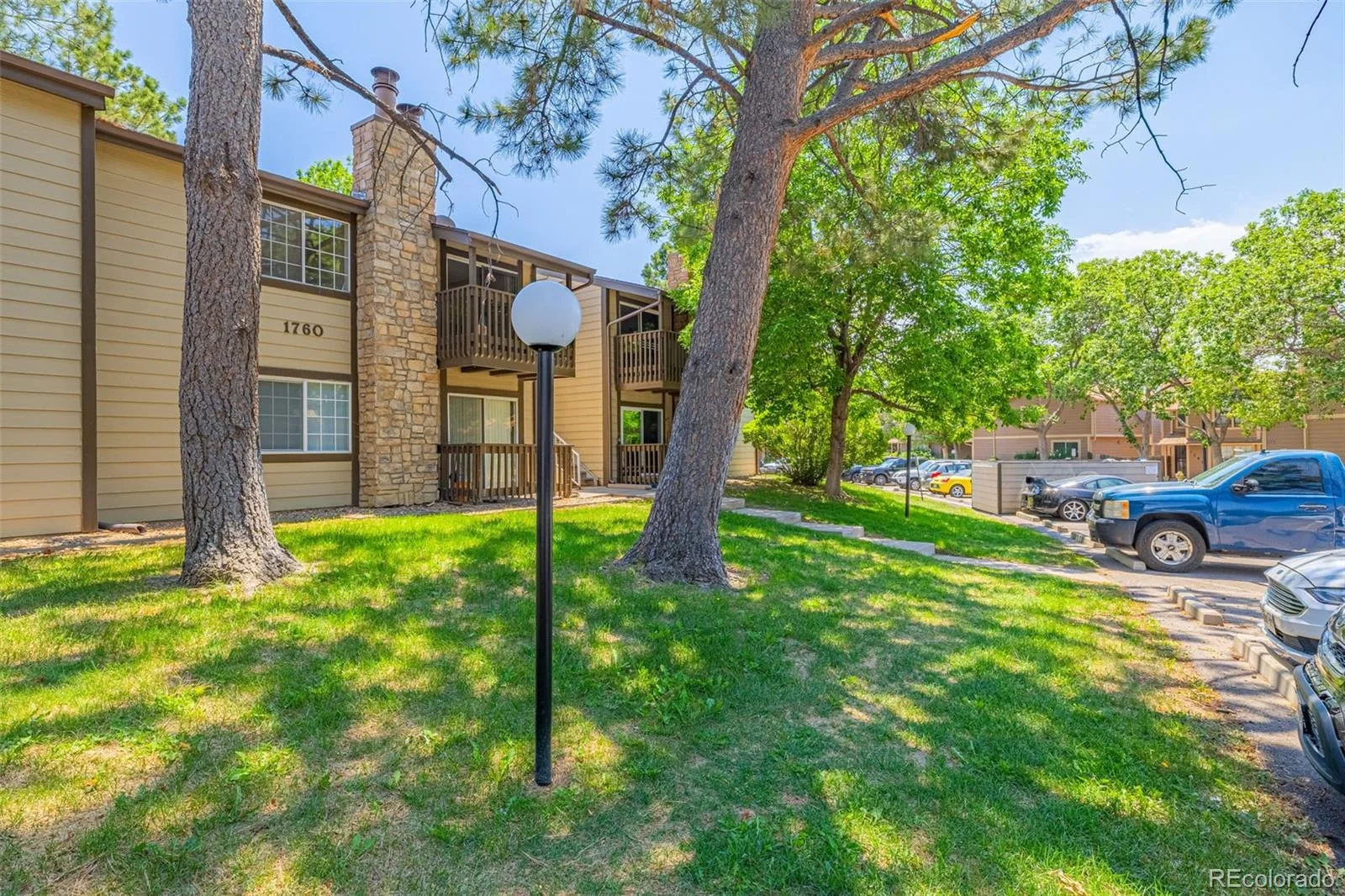 1760 S Pitkin Circle #B Aurora CO 80017 | MLS #REC2299478 06252026144536 1600 2