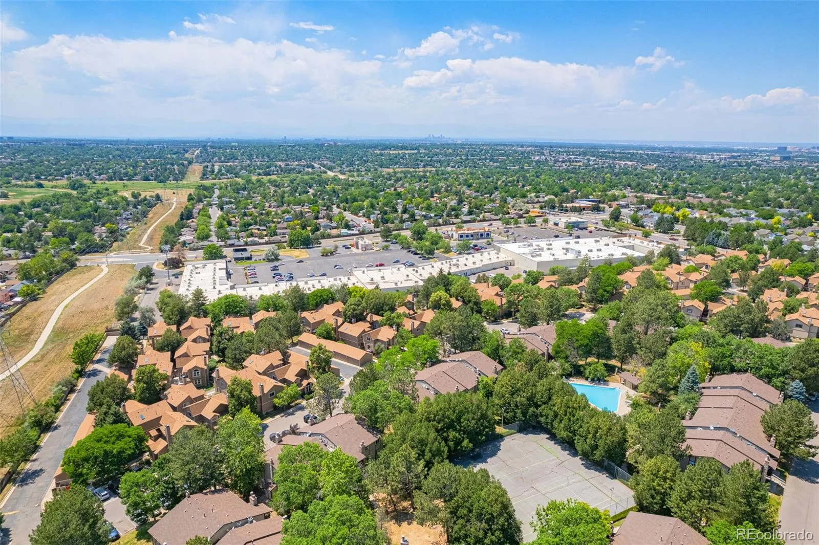 1760 S Pitkin Circle #B Aurora CO 80017 | MLS #REC2299478 06252026144536 1600 21