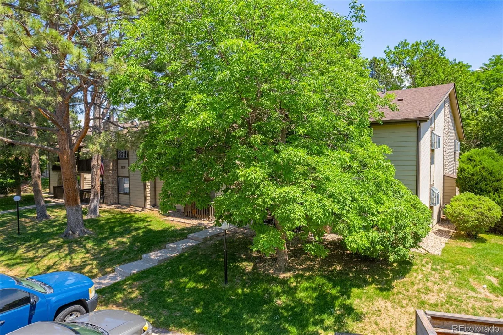 1760 S Pitkin Circle #B Aurora CO 80017 | MLS #REC2299478 06252026144536 1600 26