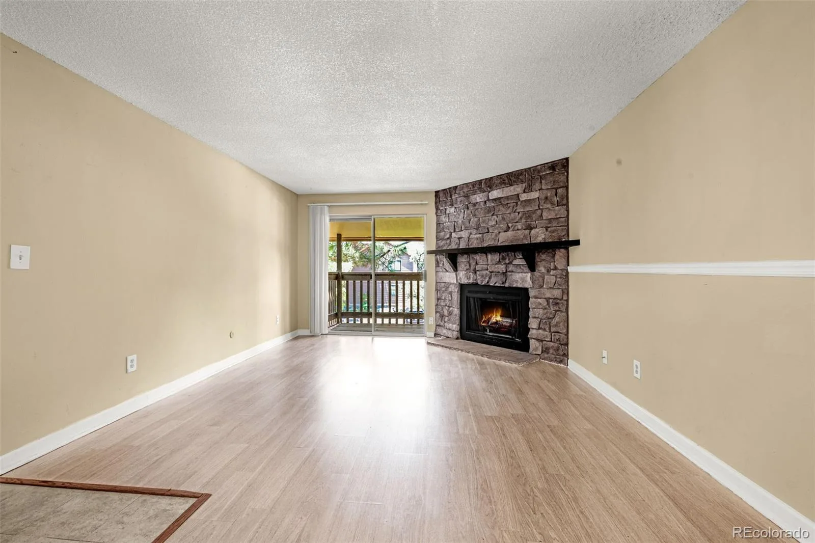 1760 S Pitkin Circle #B Aurora CO 80017 | MLS #REC2299478 06252026144536 1600 5
