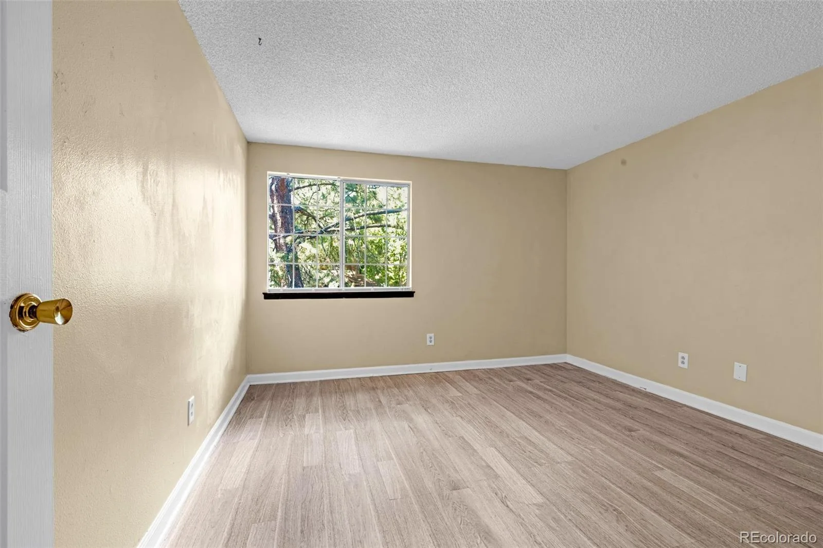 1760 S Pitkin Circle #B Aurora CO 80017 | MLS #REC2299478 06252026144536 1600 9