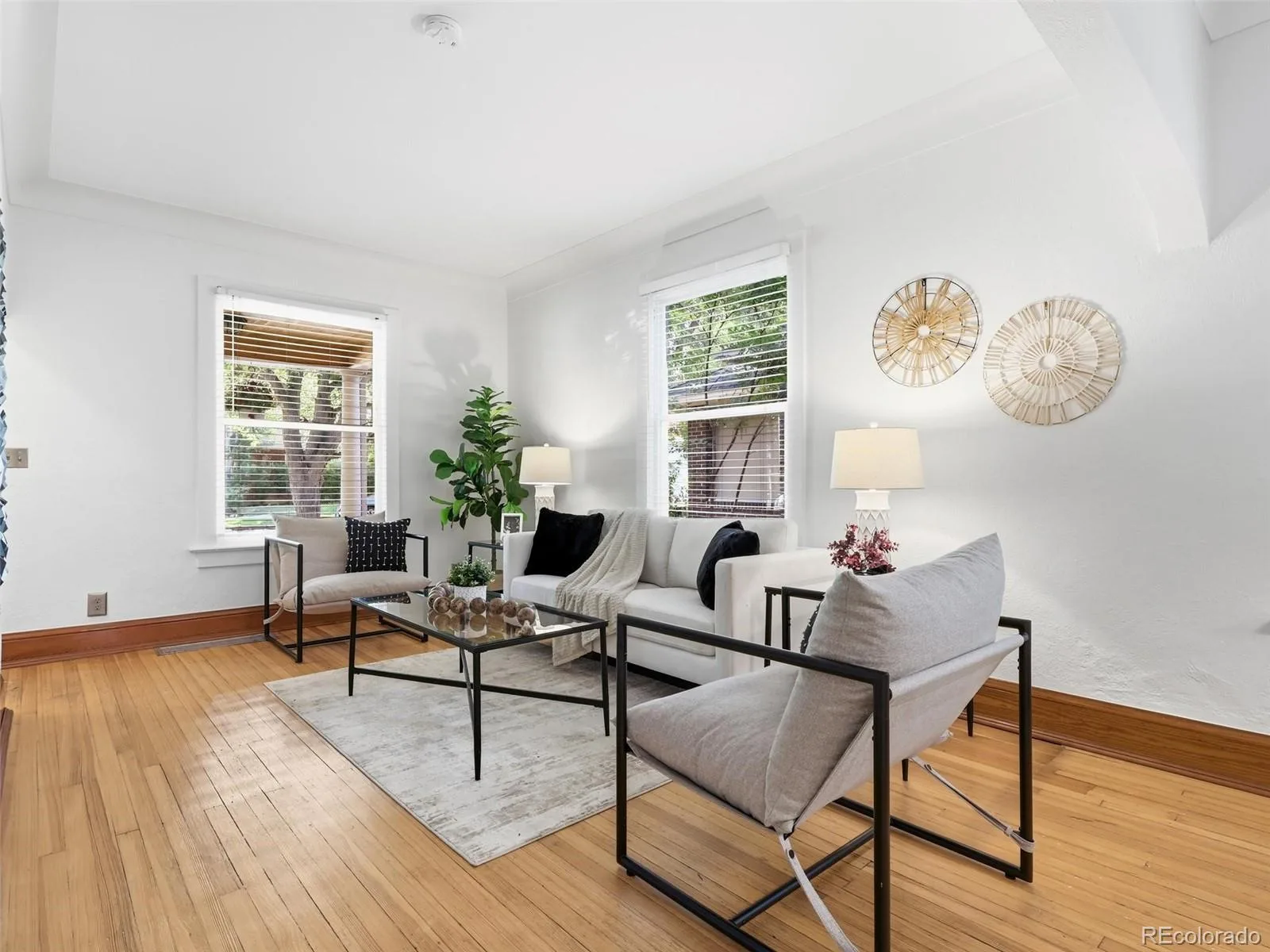 1847 S Emerson Street Denver CO 80210 | MLS #REC2301433 09232026093919 1600 3