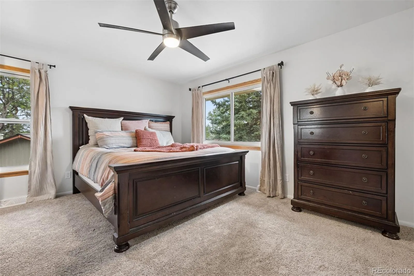 12861 W Asbury Place Lakewood CO 80228 MLS #REC2301744 05232026092920 1600 23