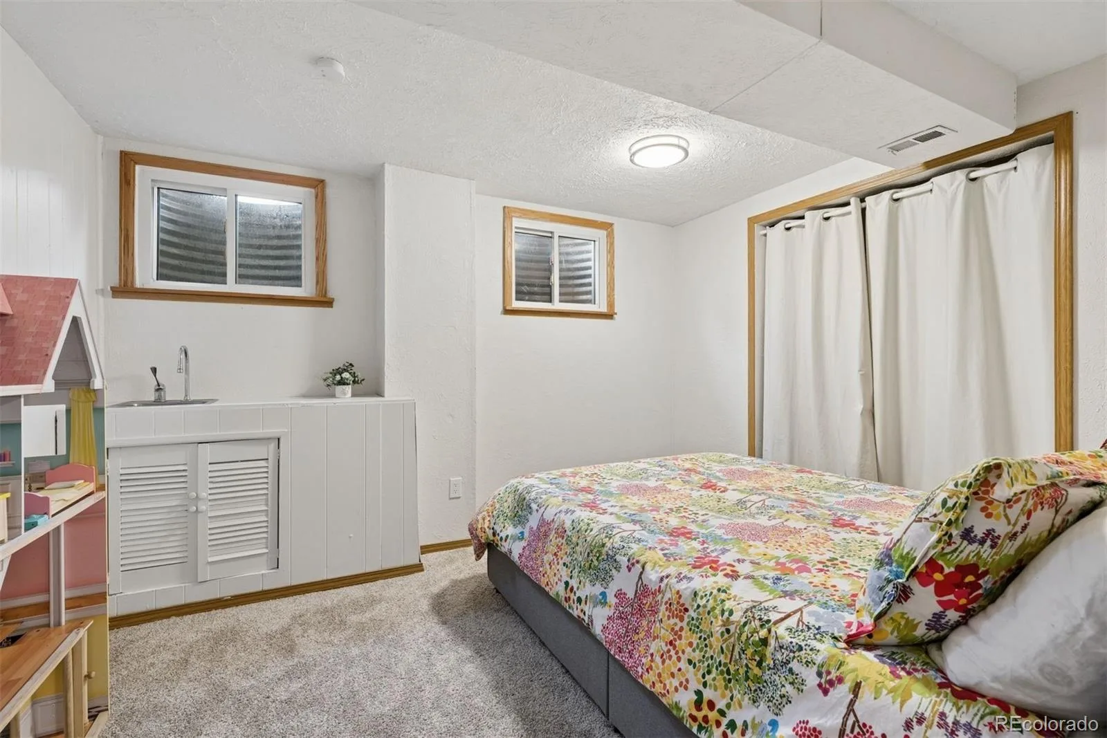 12861 W Asbury Place Lakewood CO 80228 MLS #REC2301744 06092026023955 1600 33