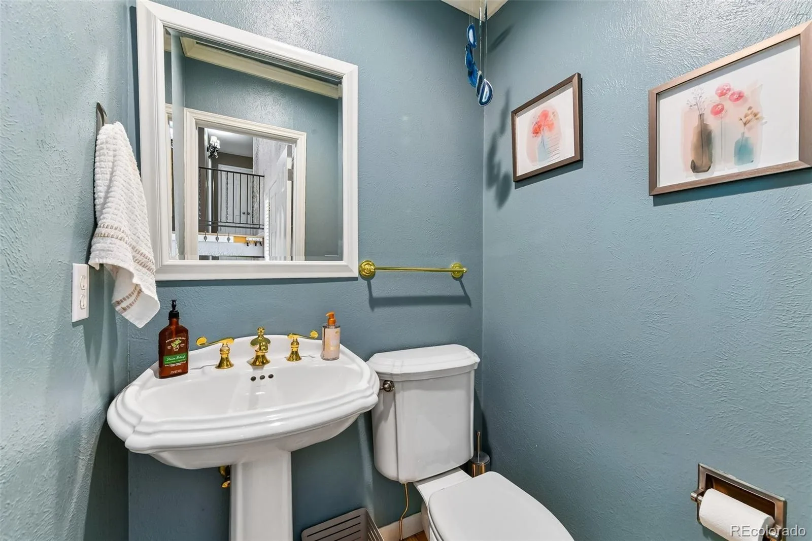 3612 S Spruce Street Denver CO 80237 MLS #REC2302338 06122026173108 1600 25
