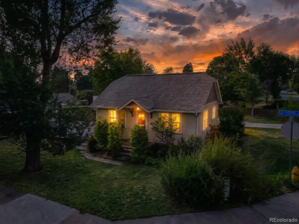 6280 W 10th Avenue Lakewood CO 80214 | MLS #REC2303333 08262026021815 1024 23