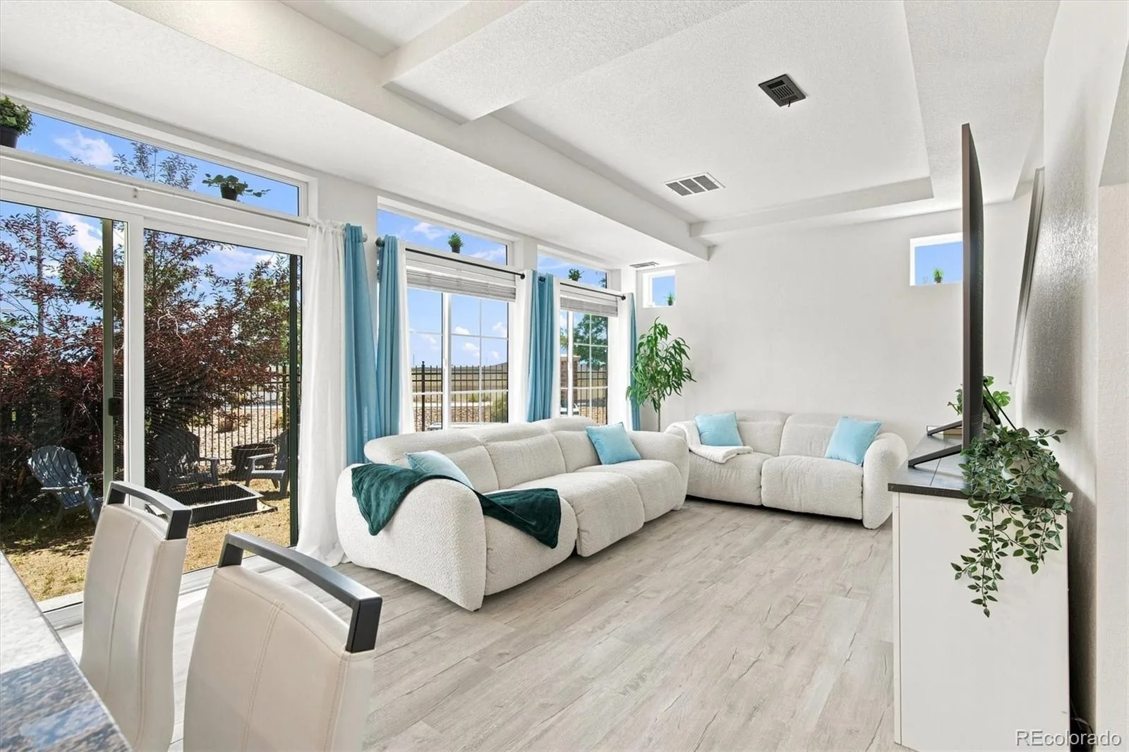26236 E Byers Place Aurora CO 80018 | MLS #REC2303722 08282026154750 1600 11