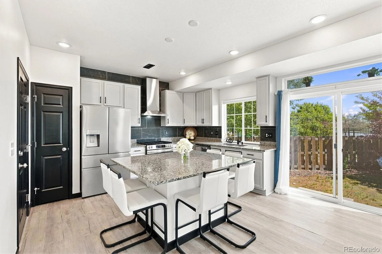 26236 E Byers Place Aurora CO 80018 | MLS #REC2303722 08282026154750 1600 2