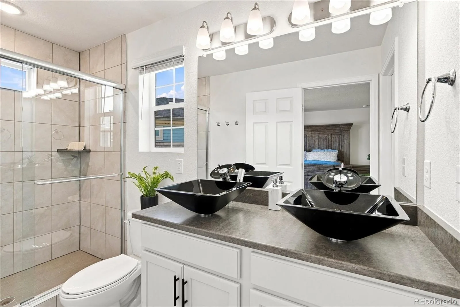 26236 E Byers Place Aurora CO 80018 | MLS #REC2303722 08282026154750 1600 21
