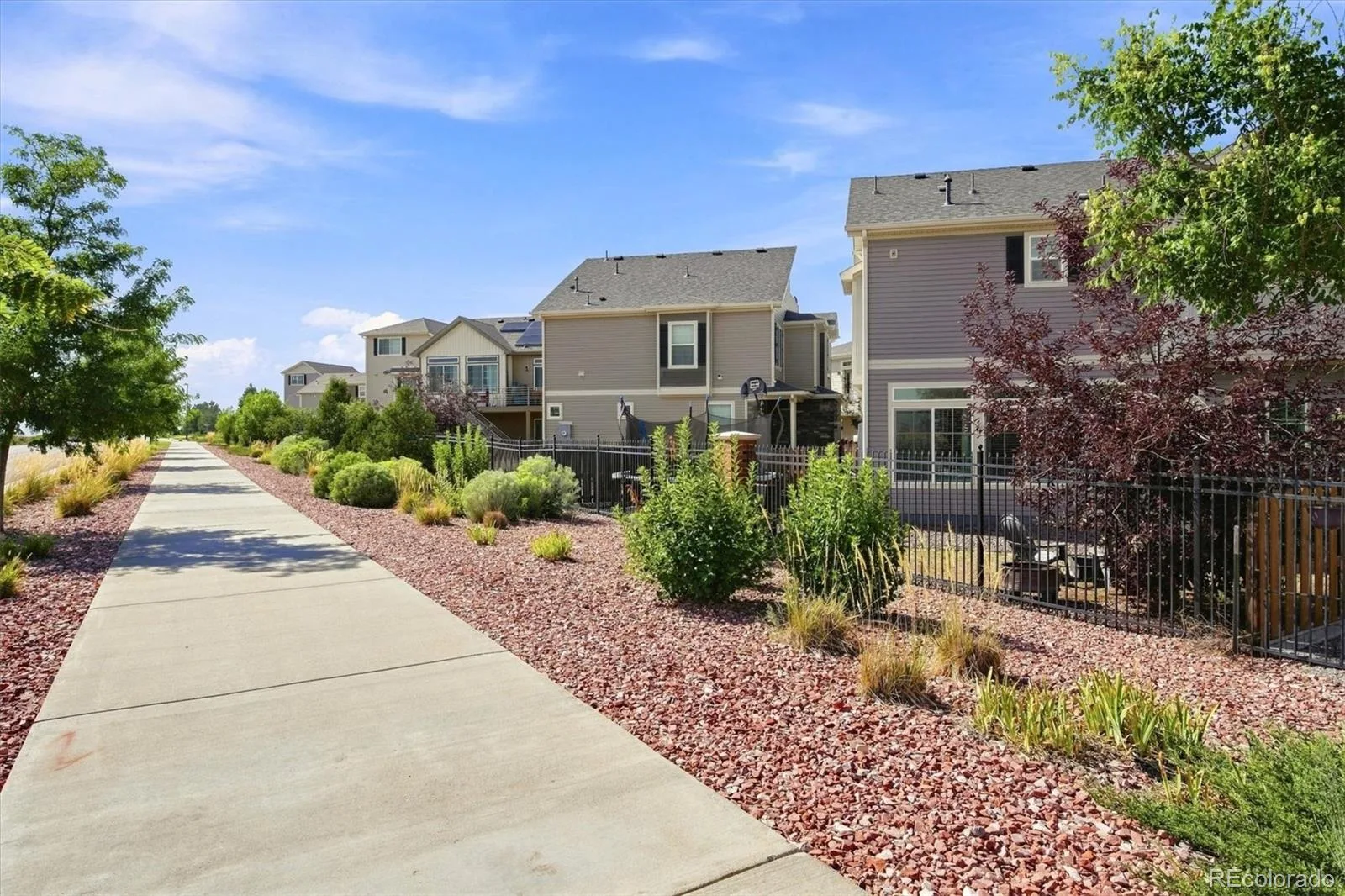 26236 E Byers Place Aurora CO 80018 | MLS #REC2303722 08282026154750 1600 34