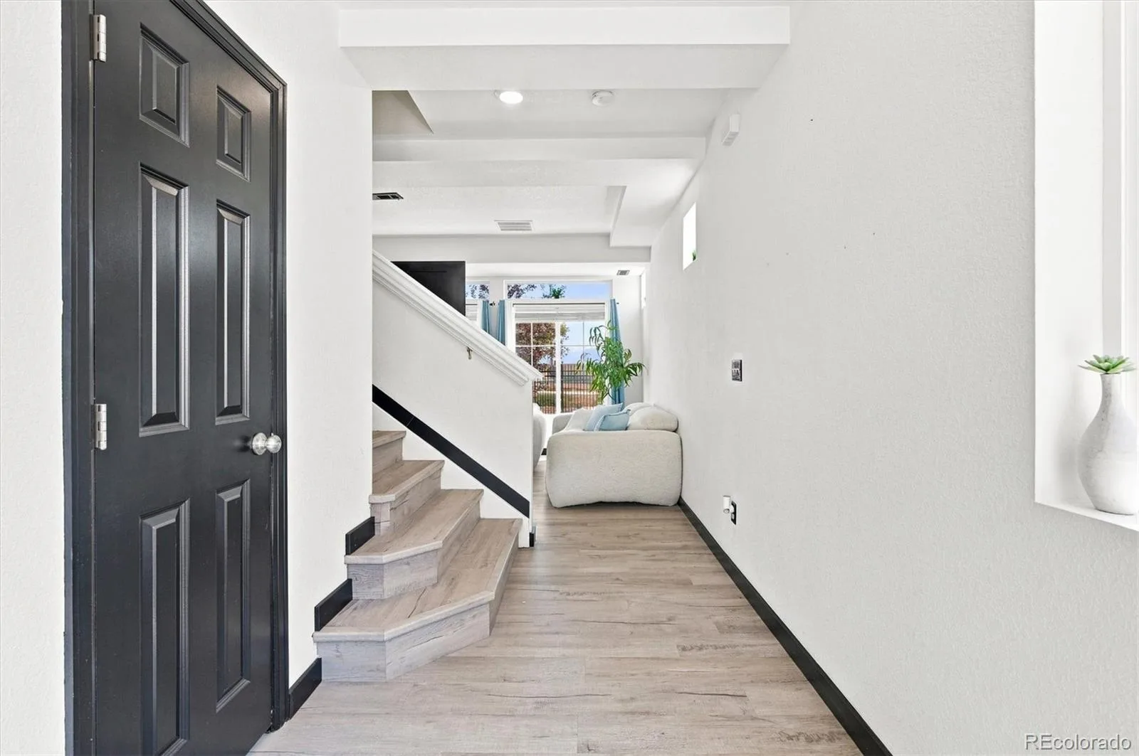 26236 E Byers Place Aurora CO 80018 | MLS #REC2303722 08282026154750 1600 7