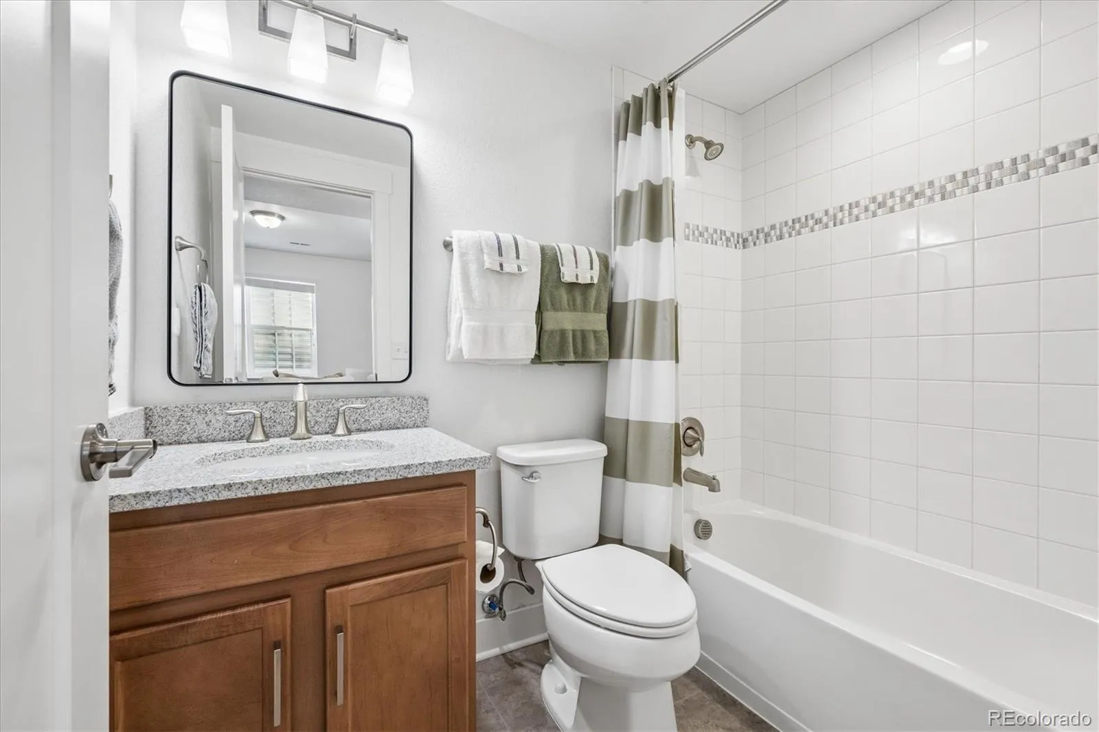11399 E 25th Drive Aurora CO 80010 MLS #REC2306413 05052026034821 1600 25