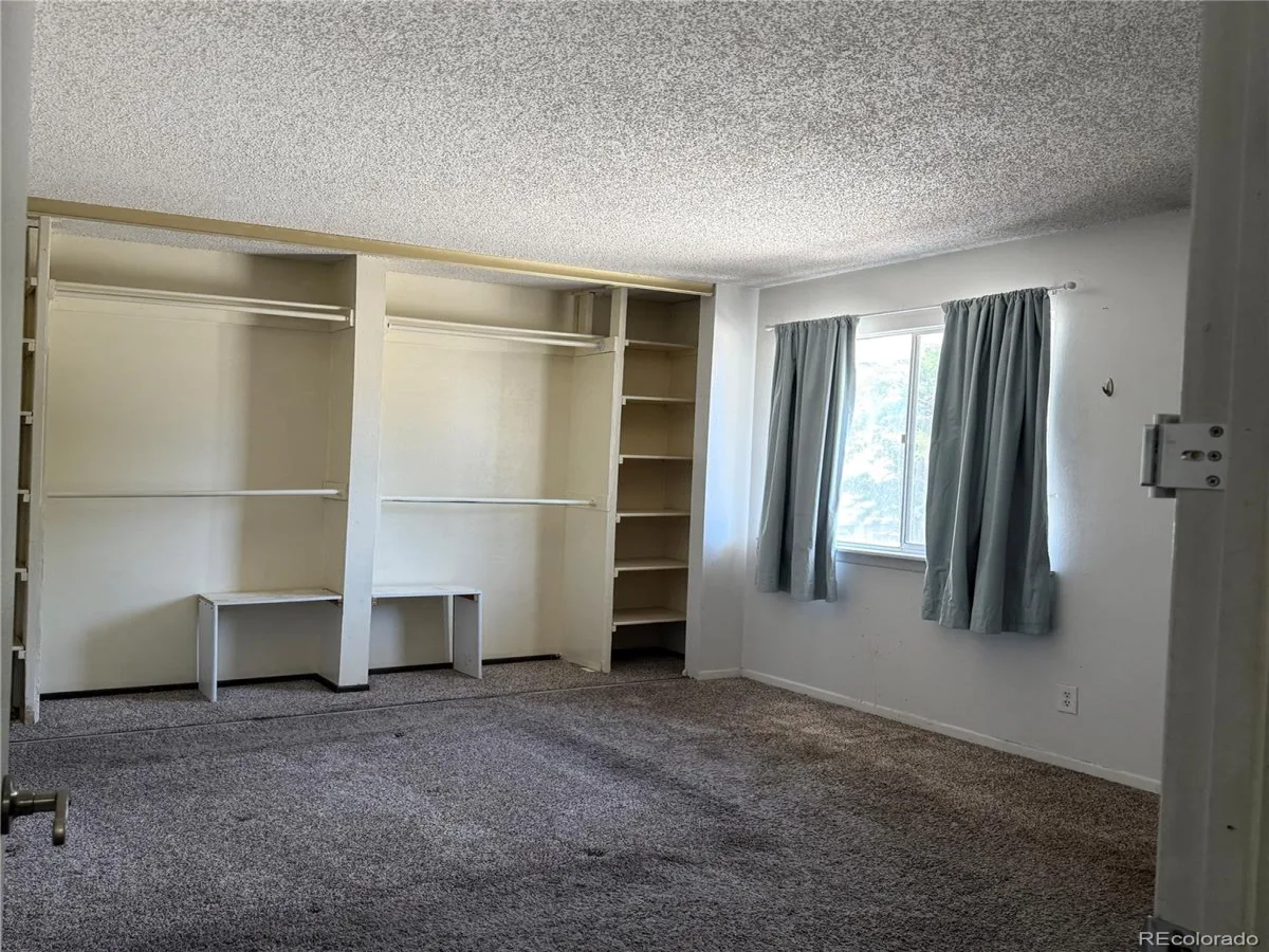 1955 S Oakland Way Aurora CO 80014 | MLS #REC2309003 08202026222631 1200 7