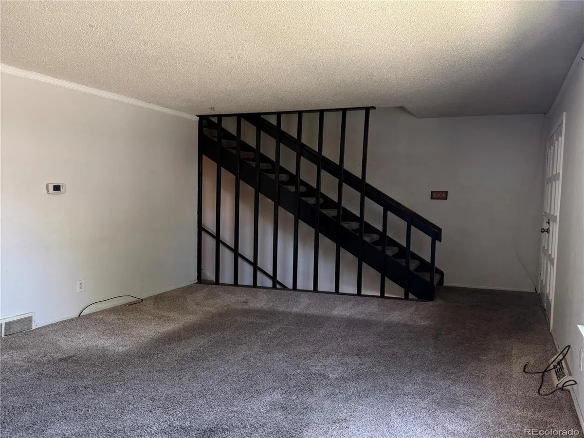 1955 S Oakland Way Aurora CO 80014 | MLS #REC2309003 08202026222631 1200 9
