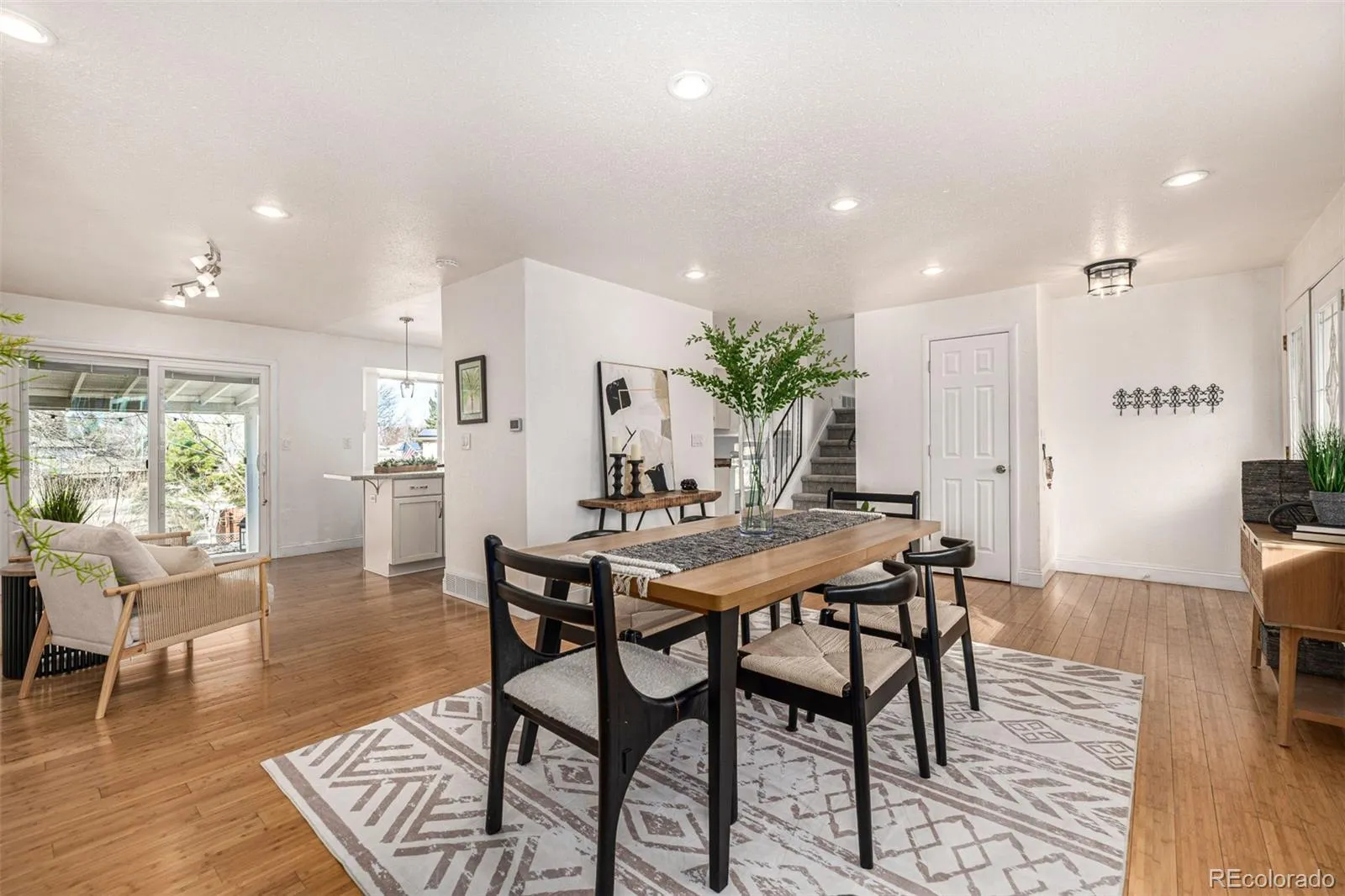 04032026215131 1600 6