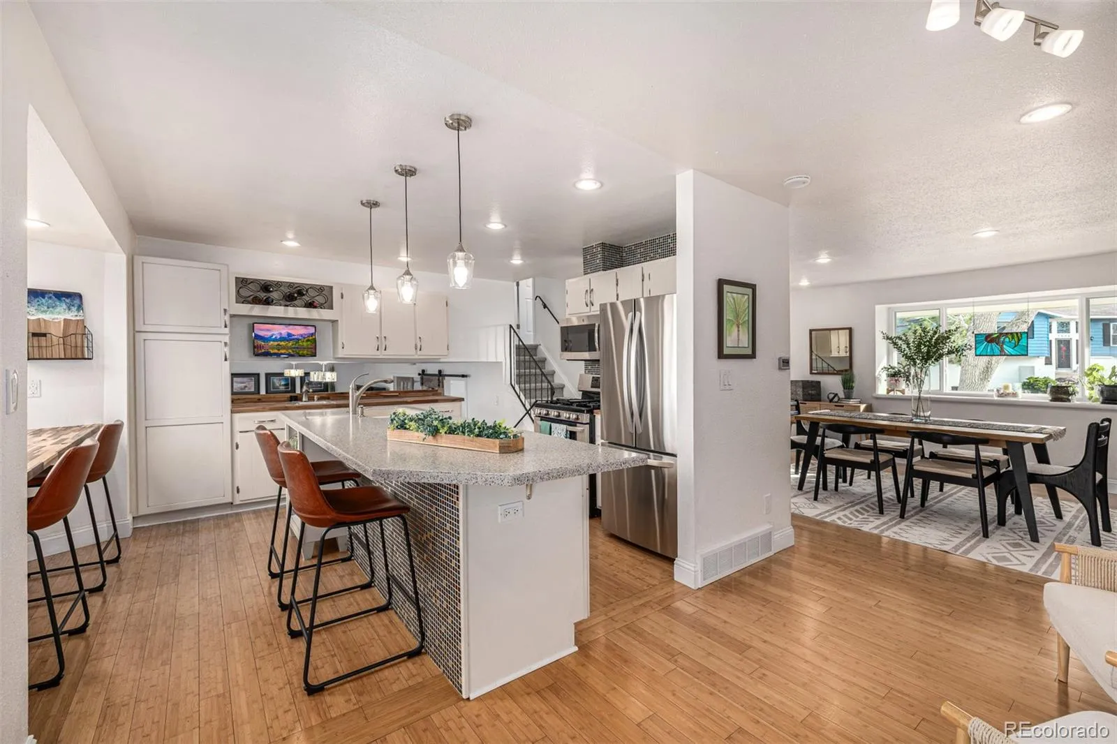 04032026215131 1600 8