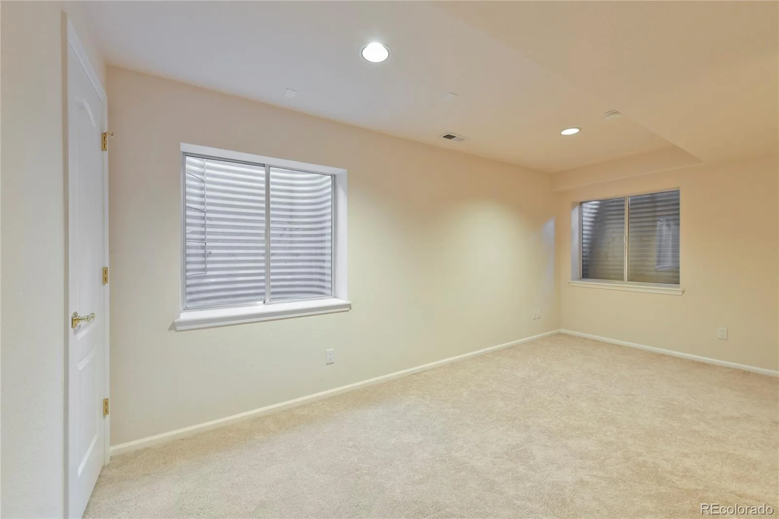 10037 Sylvestor Road Highlands Ranch CO 80129 MLS #REC2309722 06122026072213 1600 17