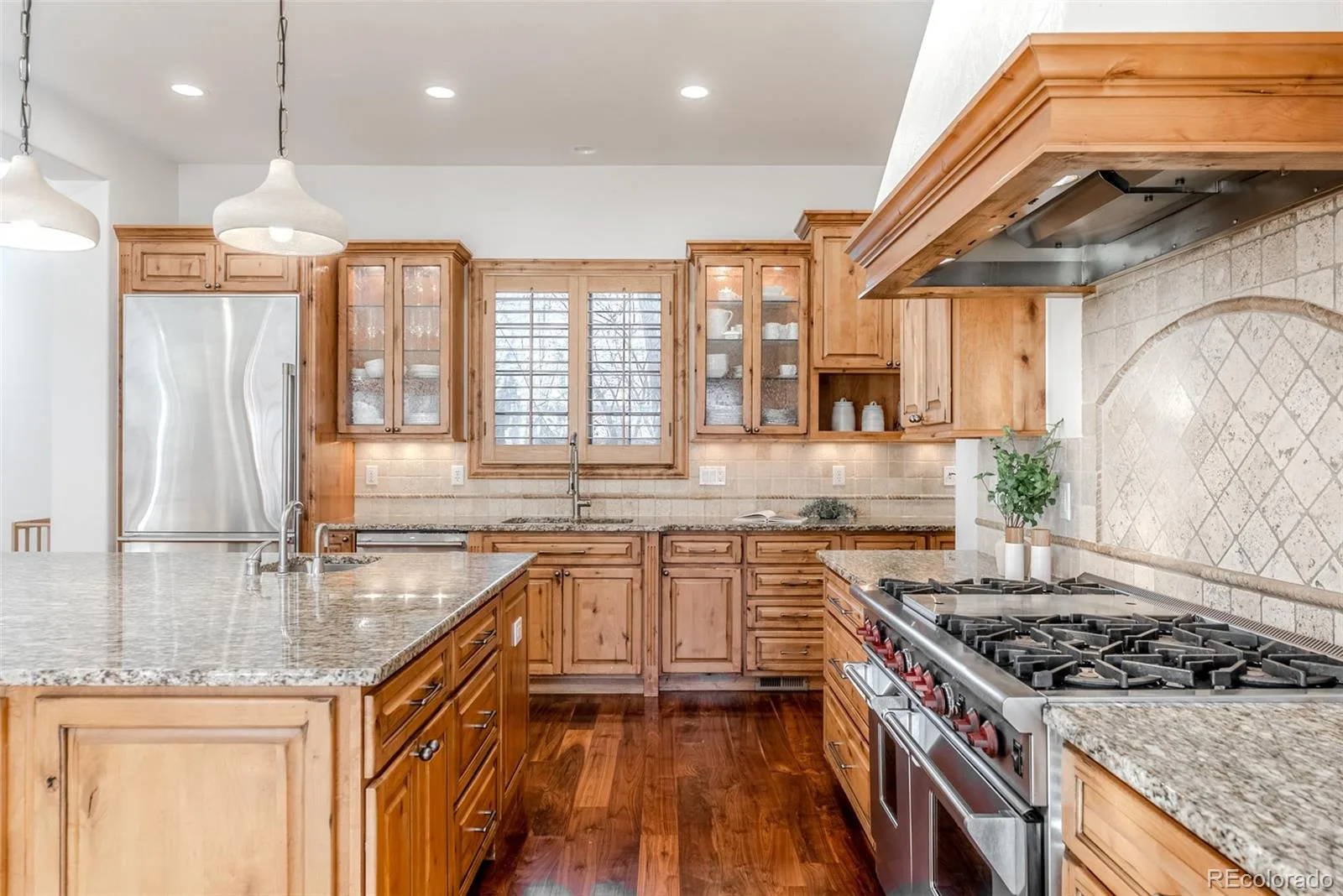 2515 S Fillmore Street Denver CO 80210 MLS #REC2311322 06092026024030 1600 12