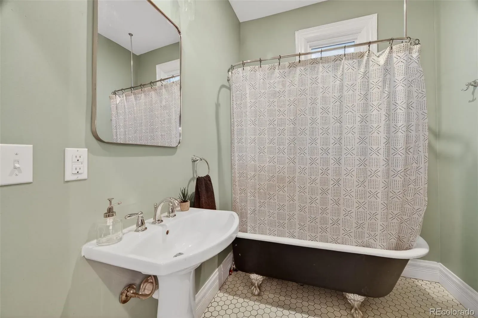 03262026003547 1600 15