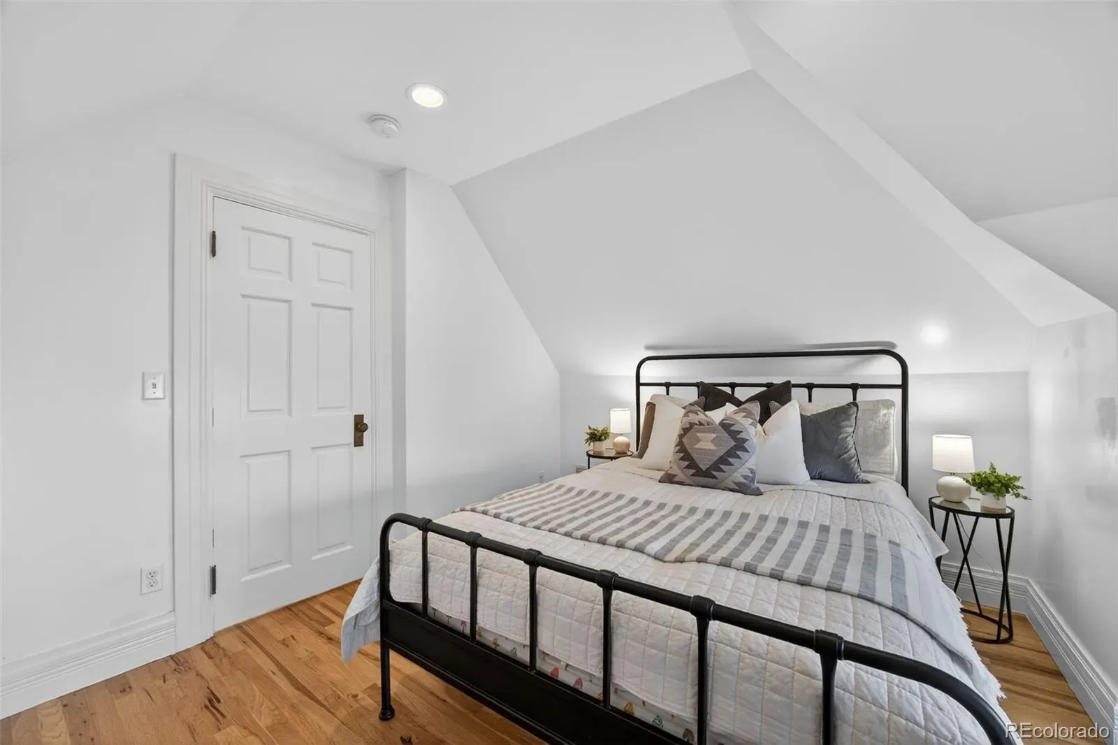 03262026003547 1600 19