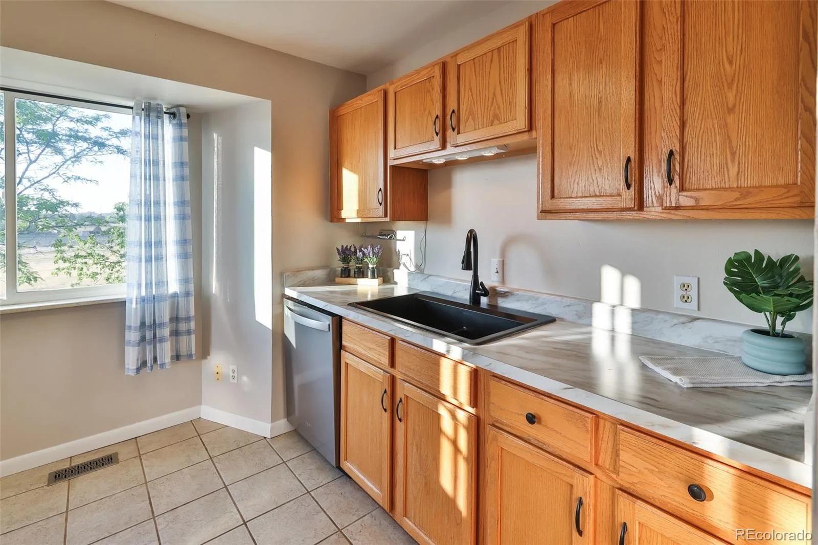 41820 Madrid Drive Parker CO 80138 | MLS #REC2312888 07242026061449 1600 13