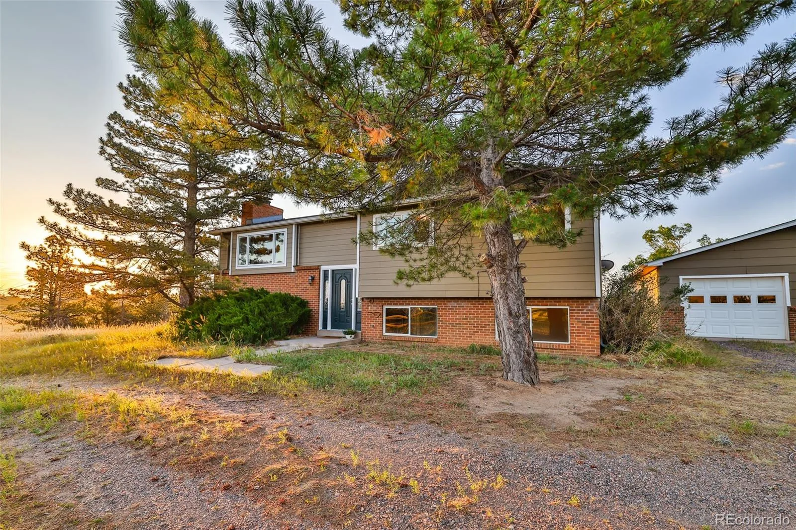 41820 Madrid Drive Parker CO 80138 | MLS #REC2312888 07242026061449 1600 3