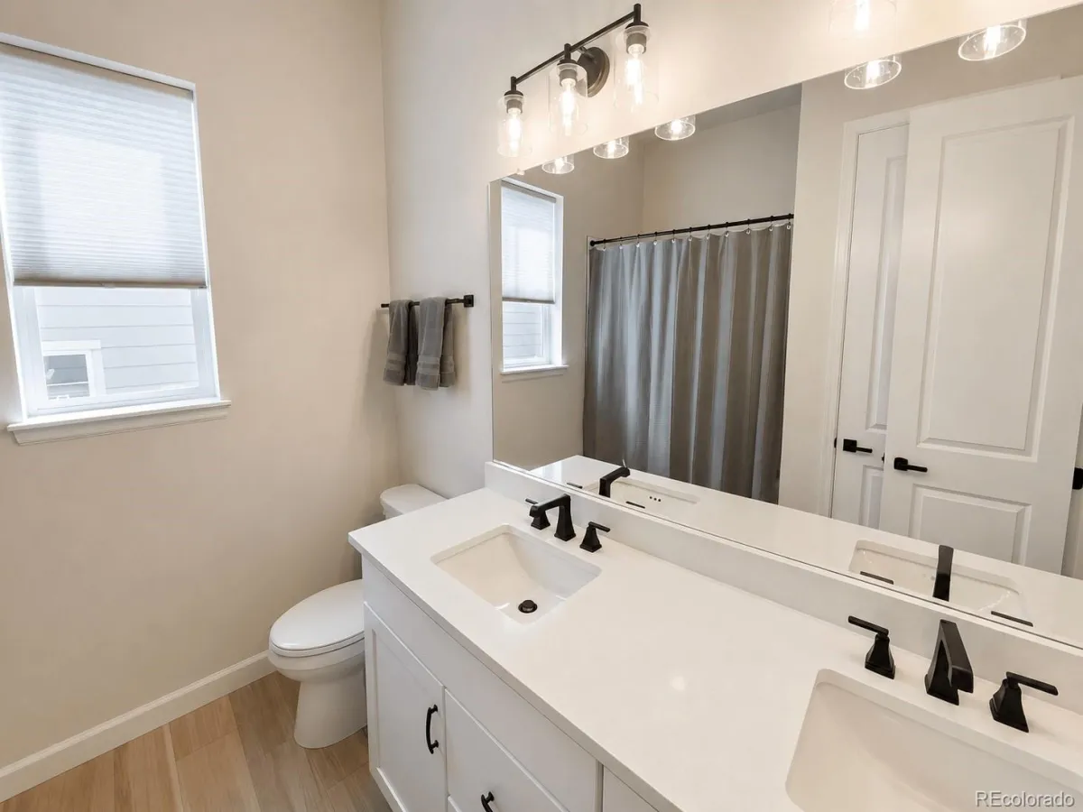 4044 Haleyville Court Aurora CO 80019 MLS #REC2313295 05152026210949 1200 17