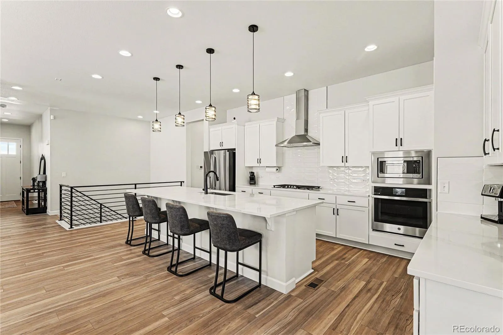 4044 Haleyville Court Aurora CO 80019 MLS #REC2313295 05152026210949 1600 1