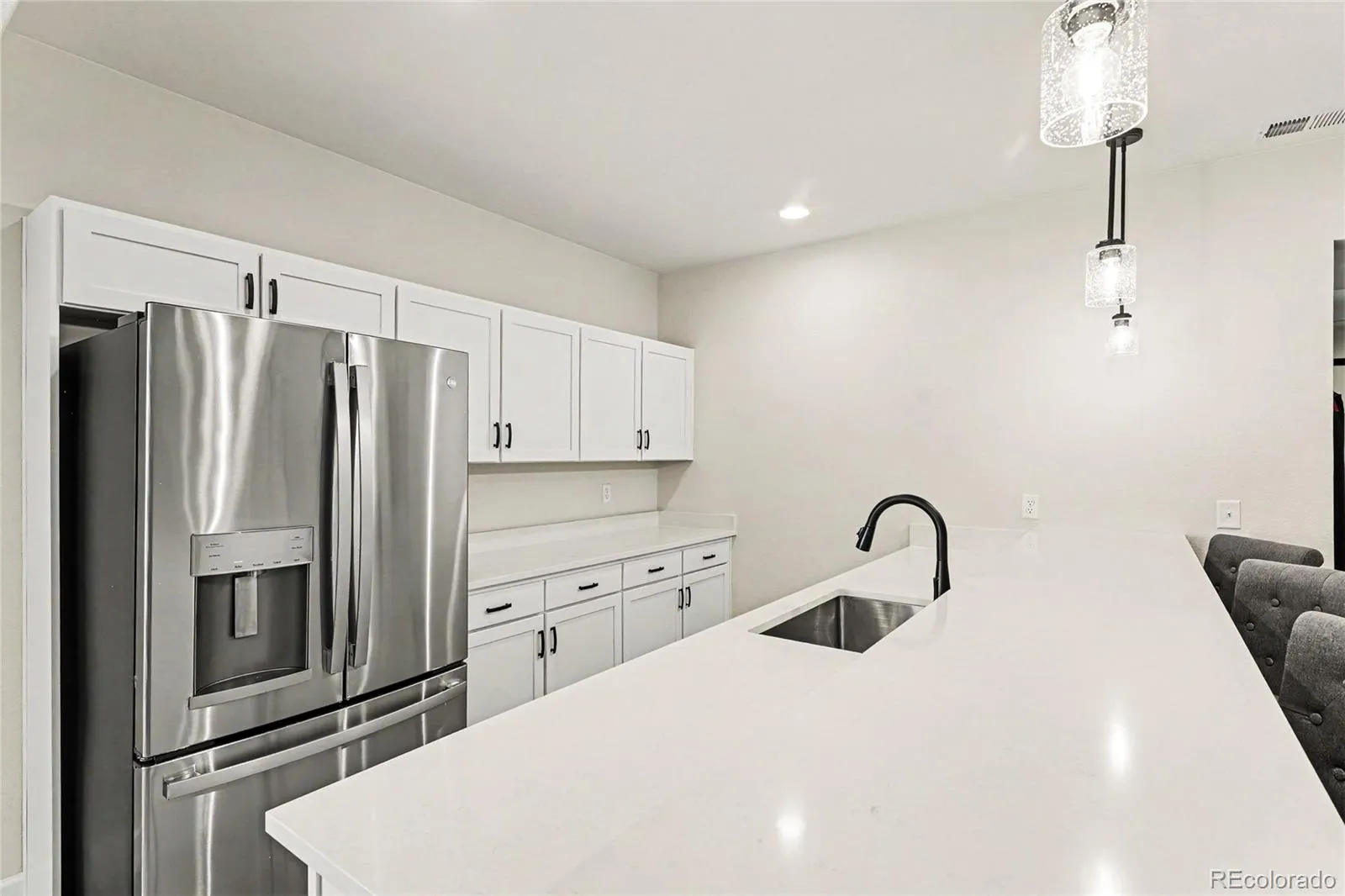 4044 Haleyville Court Aurora CO 80019 MLS #REC2313295 05152026210949 1600 22