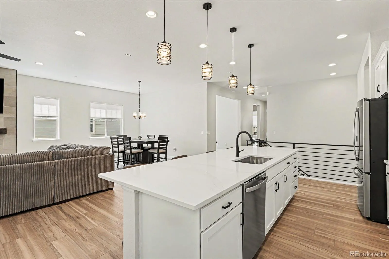 4044 Haleyville Court Aurora CO 80019 MLS #REC2313295 05152026210949 1600 6