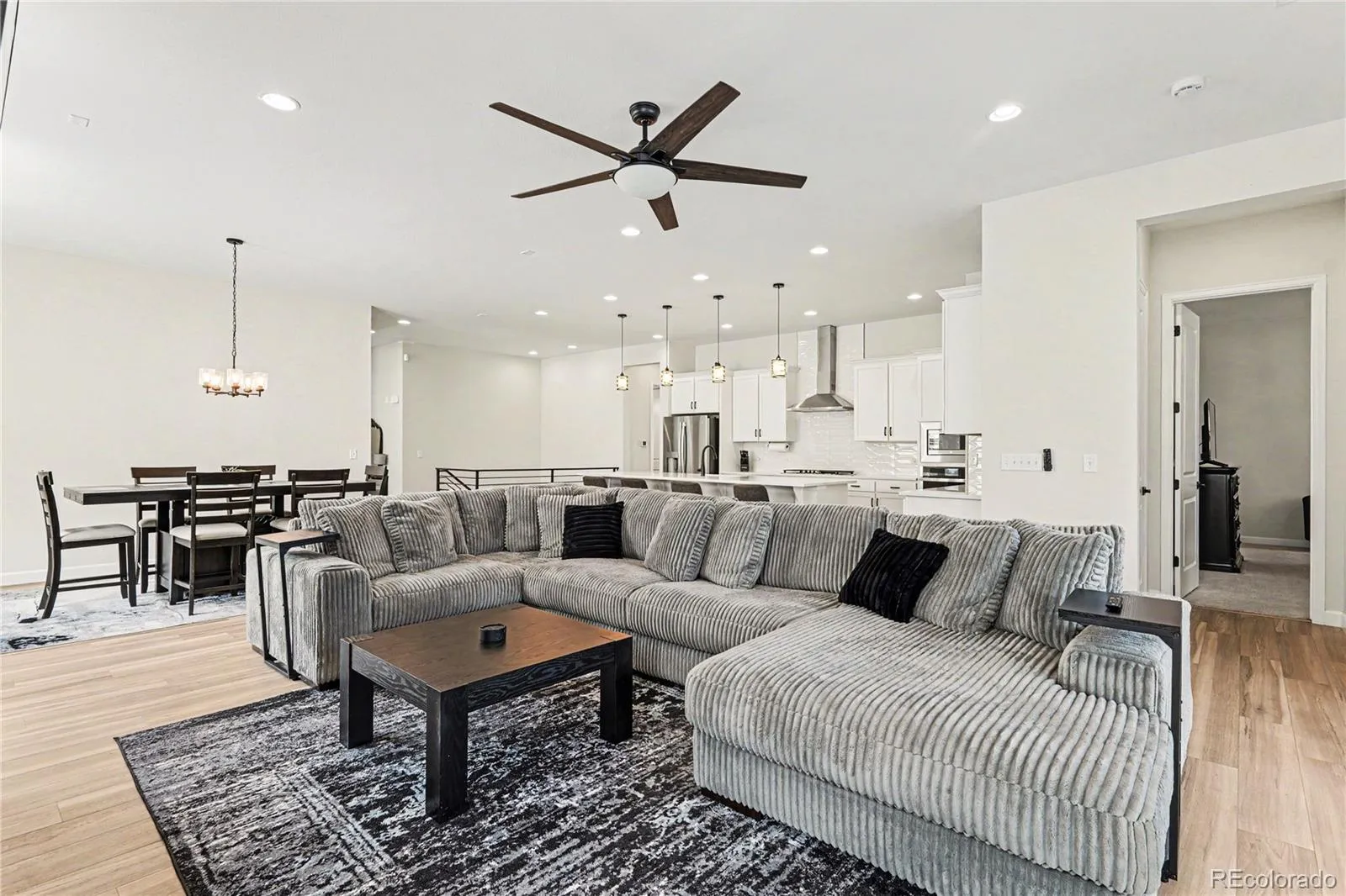 4044 Haleyville Court Aurora CO 80019 MLS #REC2313295 05152026210949 1600 7